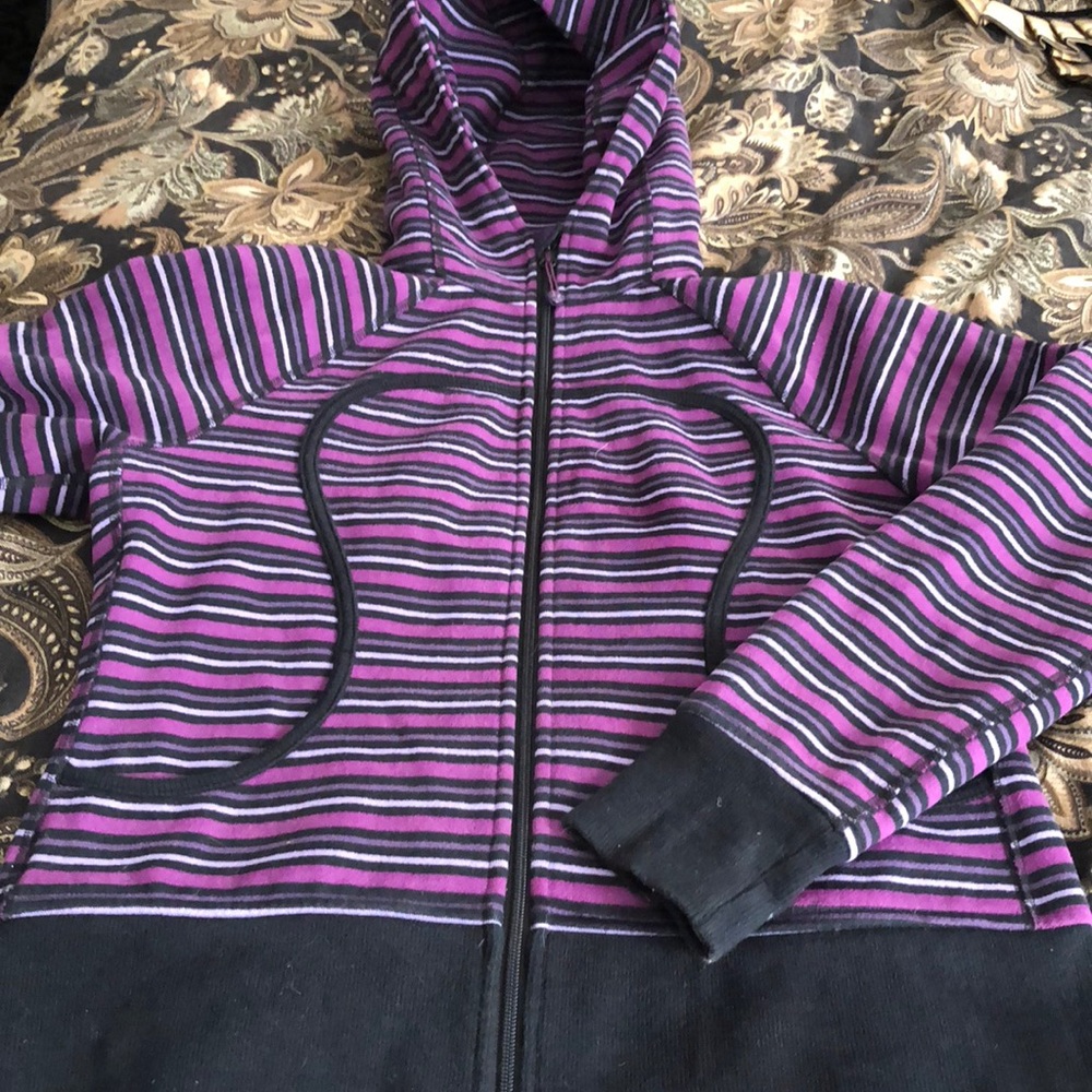 Lululemon scuba jacket size 10
